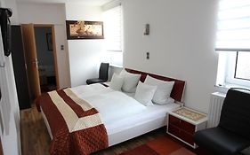 Hotel Happy